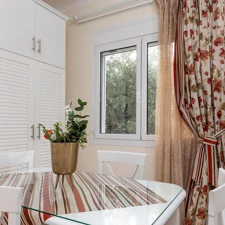 San Giorgio Apartment *